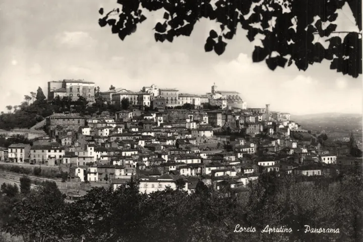 Cartolina di Loreto Aprutino