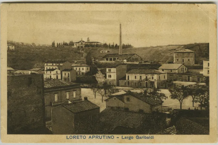 Cartolina storica di Loreto Aprutino