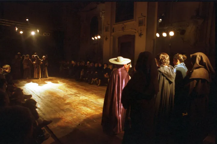 Teatro a scuola: in nome rosa (173 di 194)
