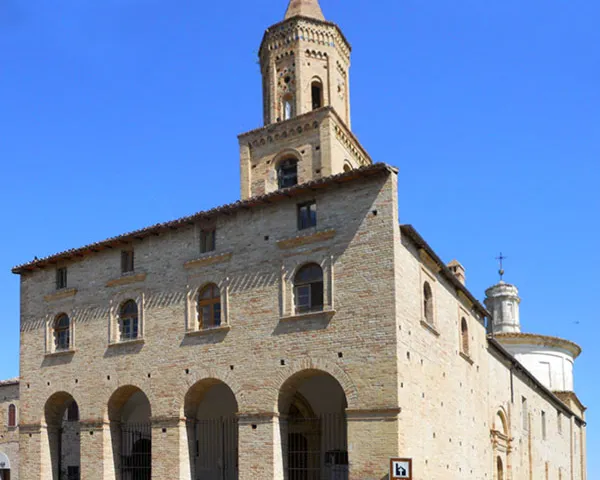 Loreto Aprutino: in piano (9 di 11)