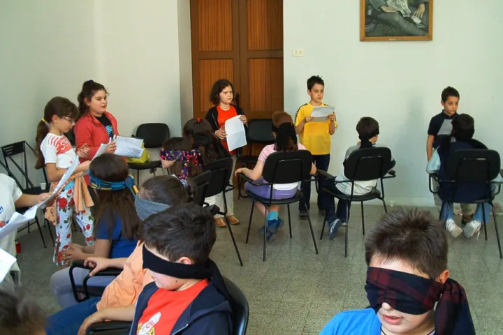 Teatro a scuola: laborsens (25 di 194)