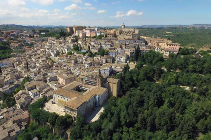 Loreto Aprutino, immagine (1 di 11)