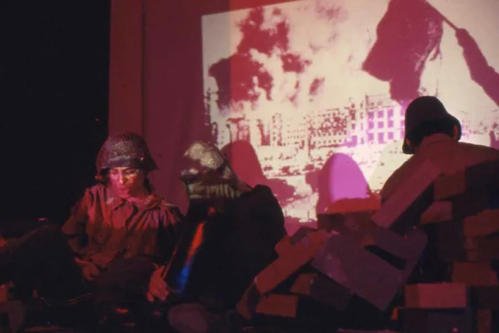 Teatro a scuola: so che un giorno (70 di 194)