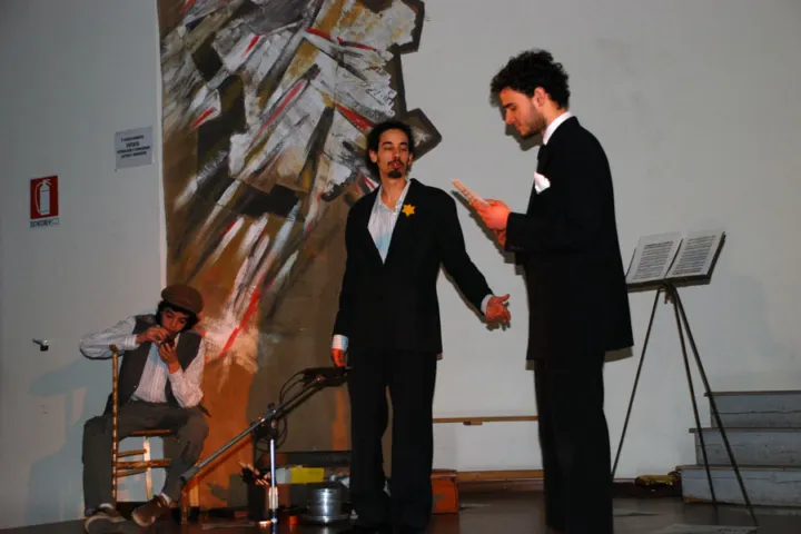 Teatro a scuola: terezin (146 di 194)